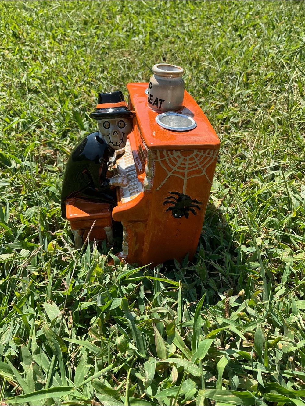 Yankee Candle Orange and Black Skeleton Piano Halloween Figurine